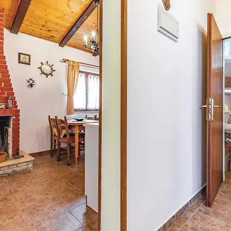 Holiday home Pet Friendly In With Kitchen *